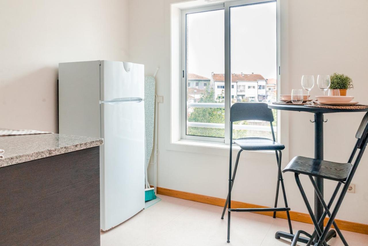 Sunny Studio In The Heart Of Lapa - 5Min Walk To Metro! Porto Buitenkant foto